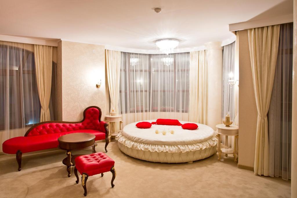 Hotel Diamond Kazanlak Room photo