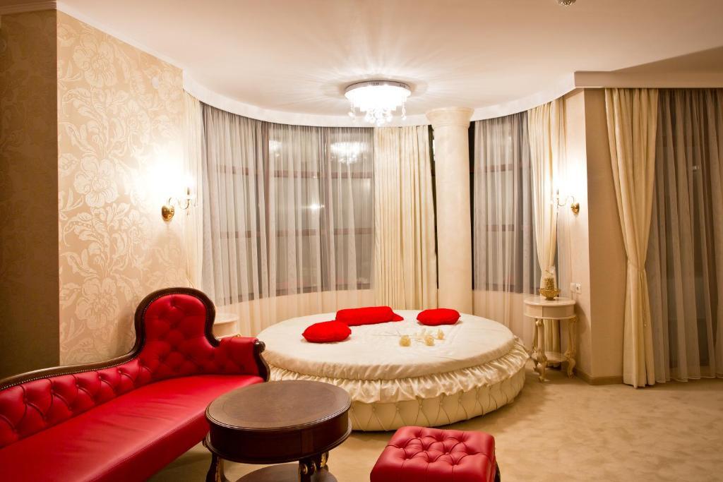 Hotel Diamond Kazanlak Room photo