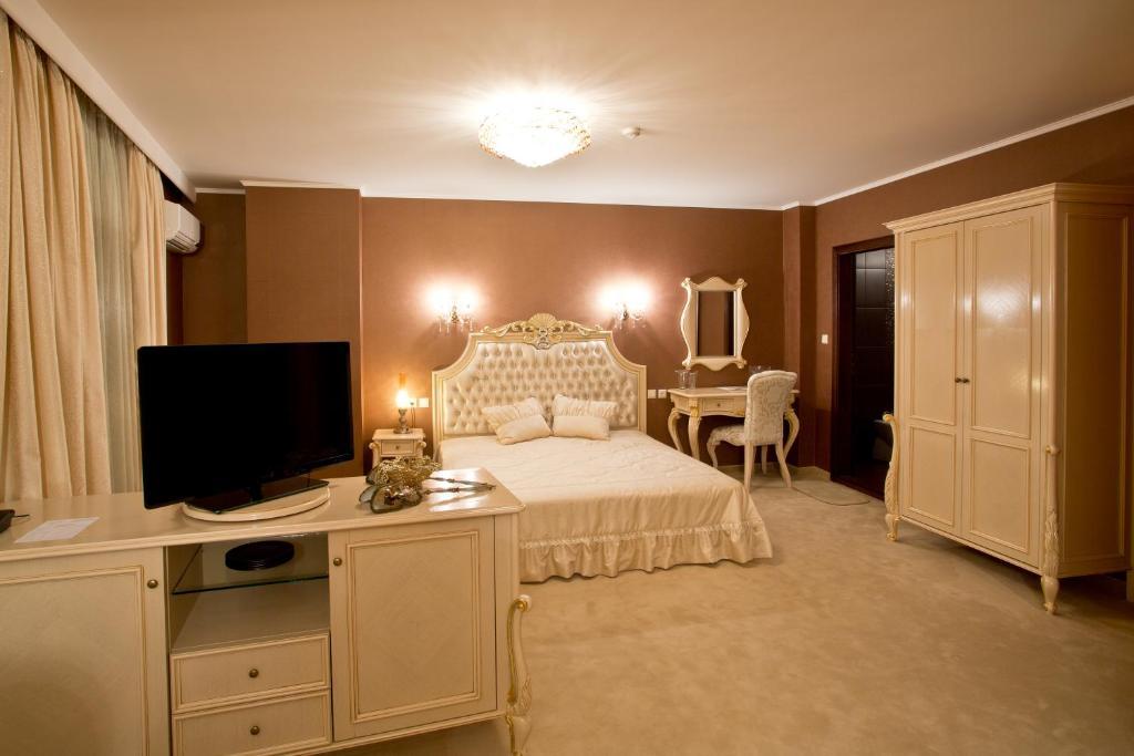 Hotel Diamond Kazanlak Room photo